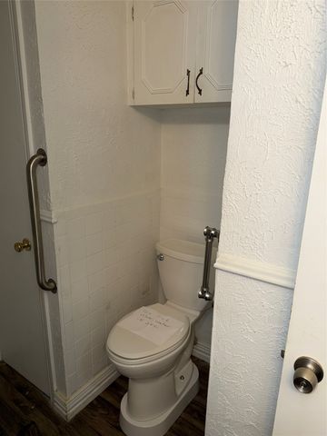 234 Texas Street, Wills Point, TX 75169