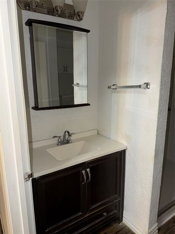 234 Texas Street, Wills Point, TX 75169