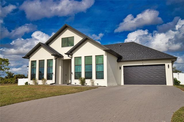 4 RIVER CT, Placida, FL 33946