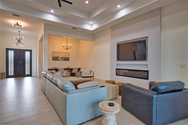 4 RIVER CT, Placida, FL 33946