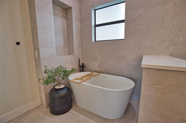 4 RIVER CT, Placida, FL 33946