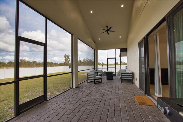 4 RIVER CT, Placida, FL 33946