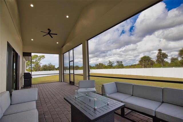 4 RIVER CT, Placida, FL 33946