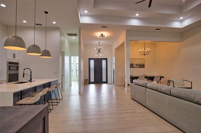 4 RIVER CT, Placida, FL 33946