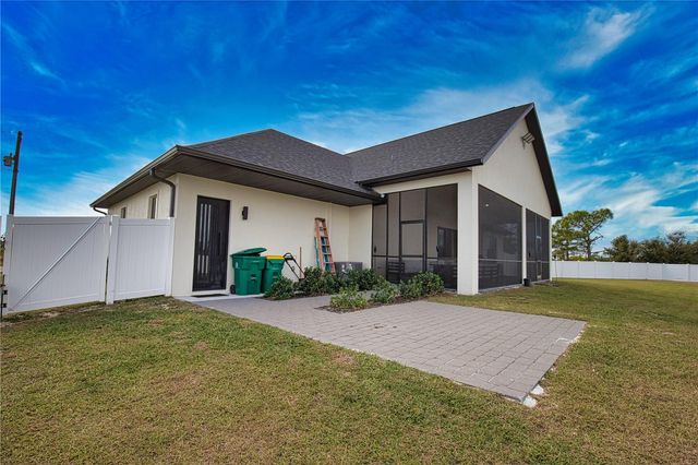 4 RIVER CT, Placida, FL 33946