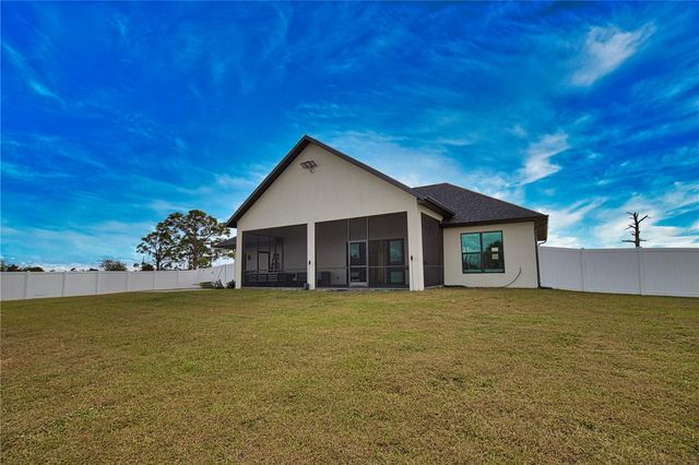 4 RIVER CT, Placida, FL 33946