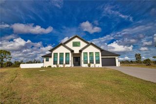 4 RIVER CT, Placida, FL 33946