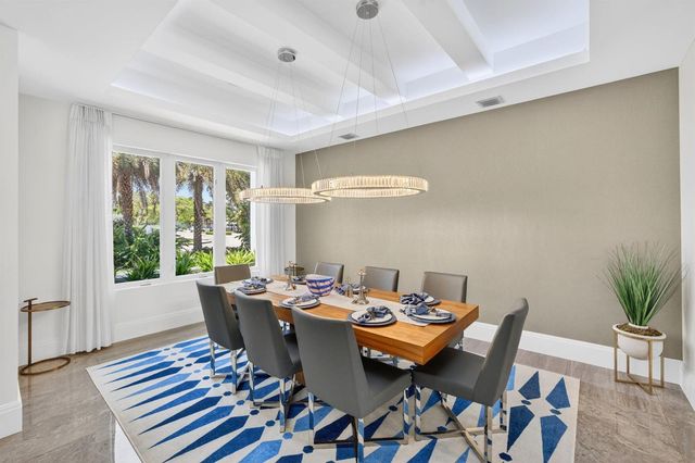 39 Pelican Drive, Fort Lauderdale, FL 33301