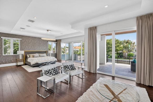 39 Pelican Drive, Fort Lauderdale, FL 33301