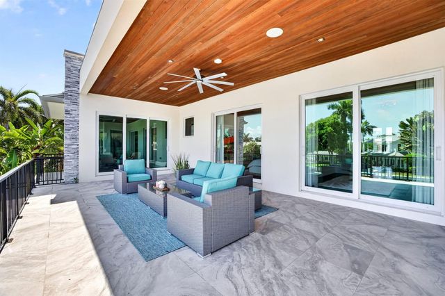 39 Pelican Drive, Fort Lauderdale, FL 33301