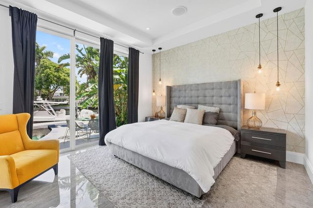 39 Pelican Drive, Fort Lauderdale, FL 33301