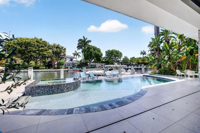 39 Pelican Drive, Fort Lauderdale, FL 33301