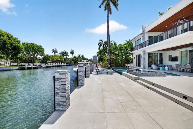 39 Pelican Drive, Fort Lauderdale, FL 33301