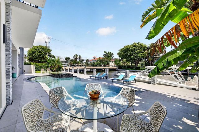 39 Pelican Drive, Fort Lauderdale, FL 33301