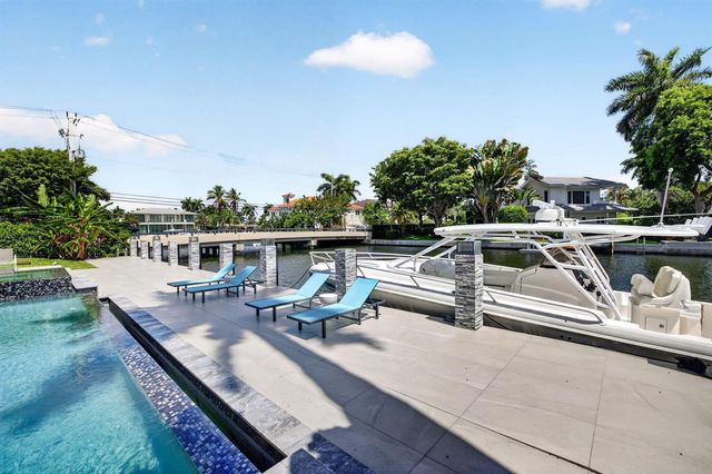 39 Pelican Drive, Fort Lauderdale, FL 33301