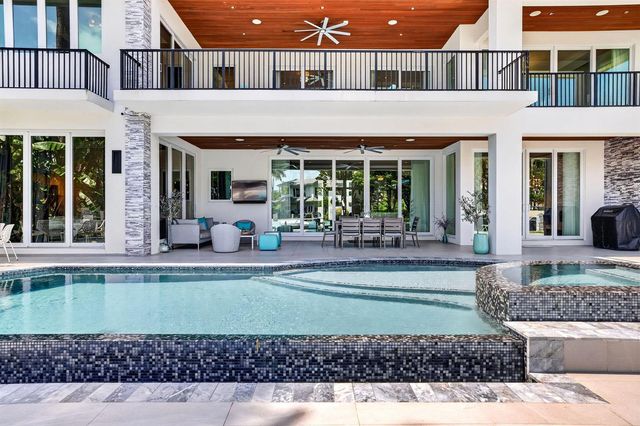 39 Pelican Drive, Fort Lauderdale, FL 33301