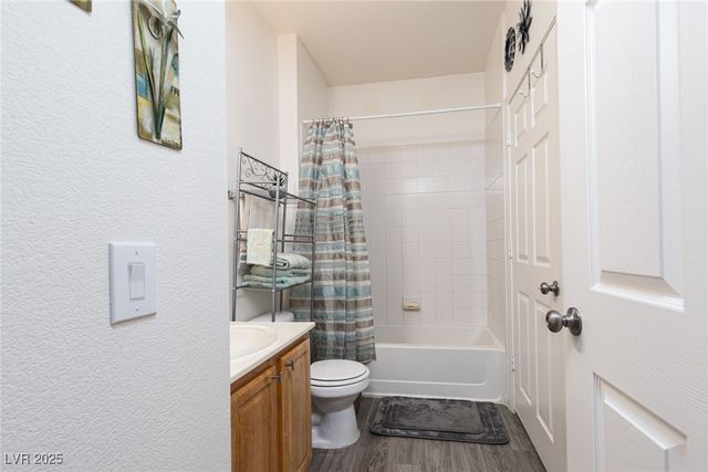 3924 Quiet Pine Street 103, Las Vegas, NV 89108