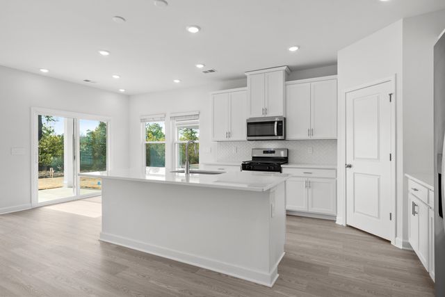 8212 Essence Dr., Longs, SC 29568