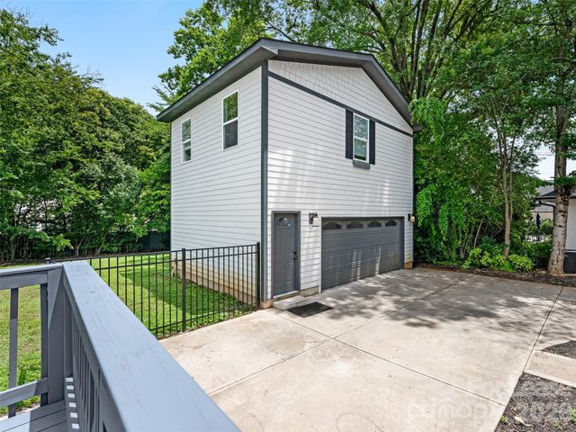 3319 Providence Road, Charlotte, NC 28211