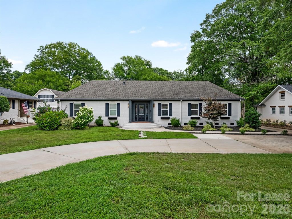 3319 Providence Road, Charlotte, NC 28211