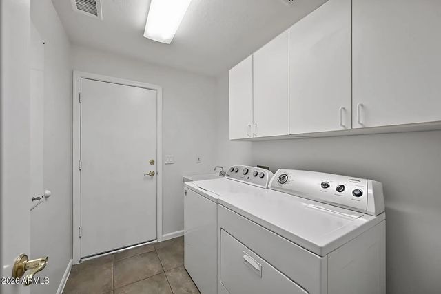 6401 E WALTANN Lane, Scottsdale, AZ 85254