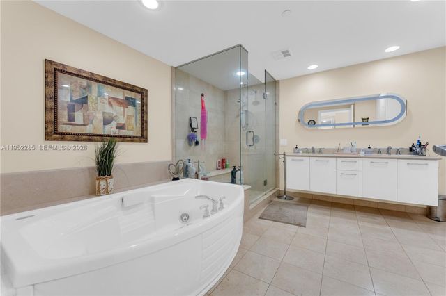 3101 S Ocean Dr 606, Hollywood, FL 33019