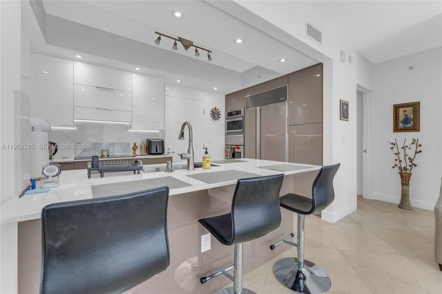 3101 S Ocean Dr 606, Hollywood, FL 33019