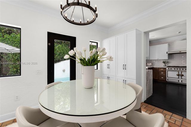 4430 Alton Rd, Miami Beach, FL 33140