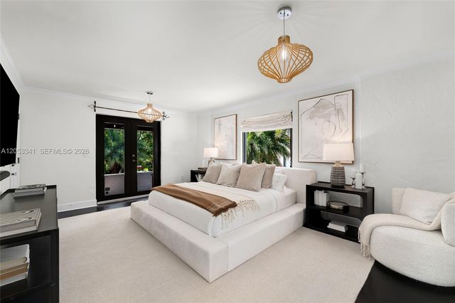 4430 Alton Rd, Miami Beach, FL 33140