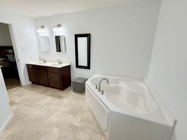 36 Bell Road, Chazy, NY 12921