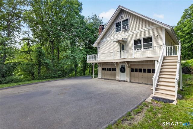22 Cloverdale Avenue, Shelton, CT 06484