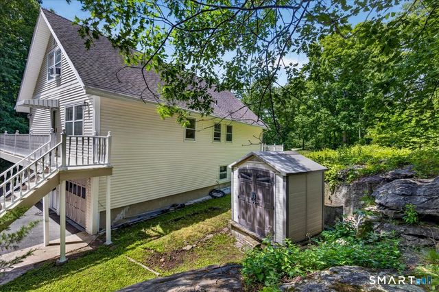 22 Cloverdale Avenue, Shelton, CT 06484