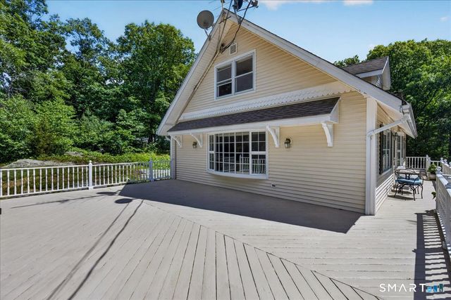 22 Cloverdale Avenue, Shelton, CT 06484