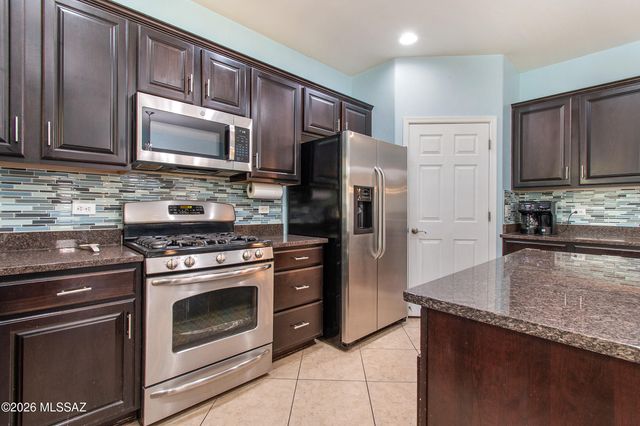 413 W Corte Planga, Sahuarita, AZ 85629