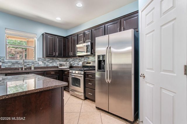 413 W Corte Planga, Sahuarita, AZ 85629