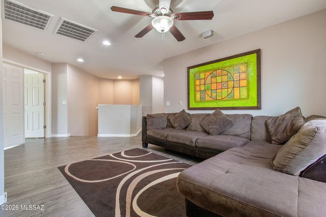 413 W Corte Planga, Sahuarita, AZ 85629