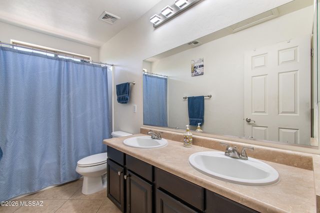 413 W Corte Planga, Sahuarita, AZ 85629
