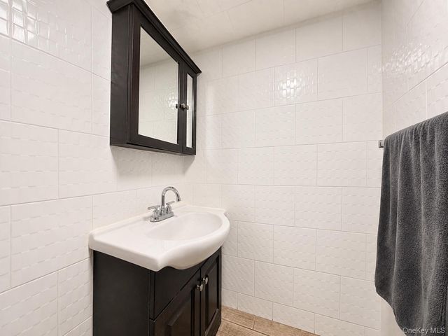 919 Bryant Avenue, Bronx, NY 10474