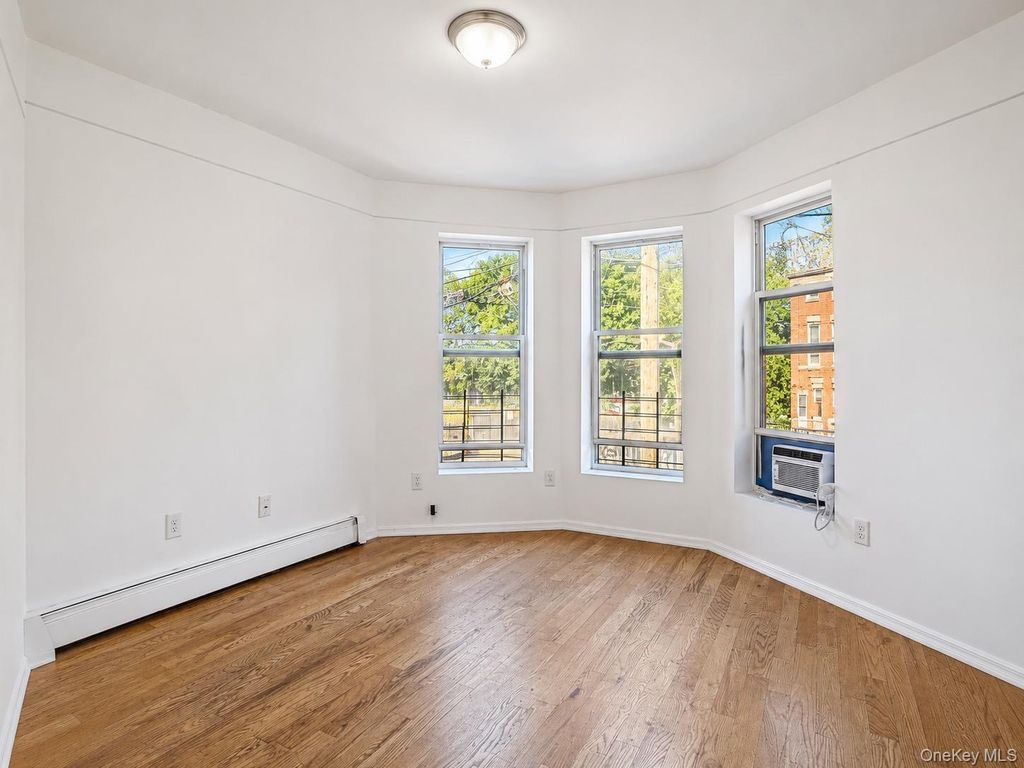 919 Bryant Avenue, Bronx, NY 10474 — photo 3