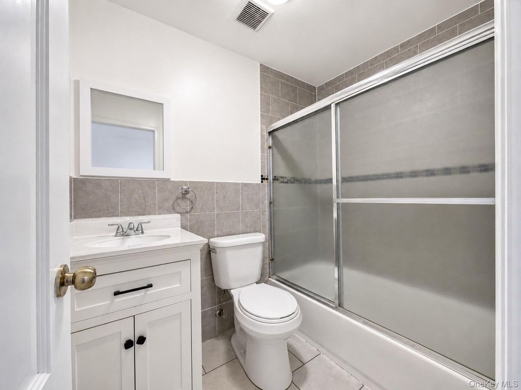 919 Bryant Avenue, Bronx, NY 10474 — photo 5