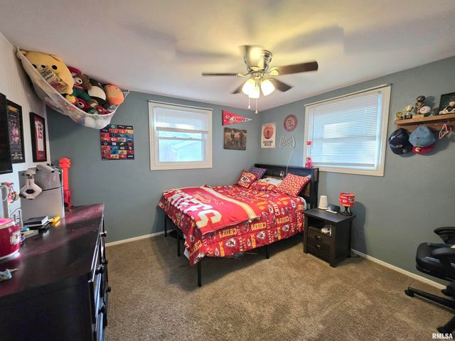 412 WHIPPOORWILL Drive, Washington, IL 61571