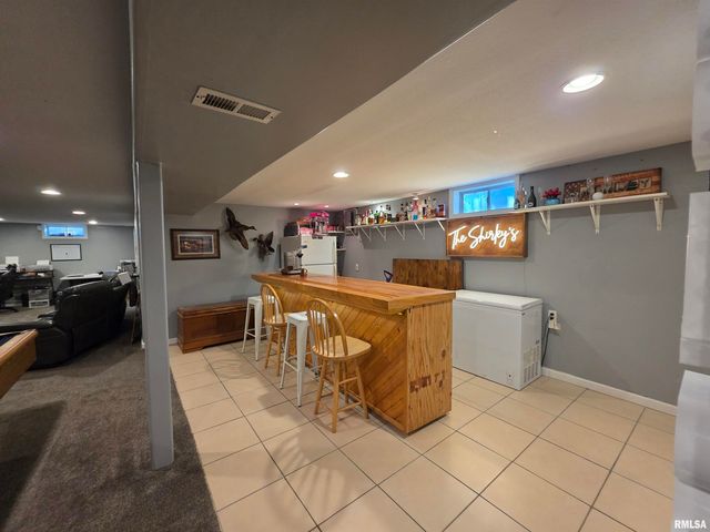 412 WHIPPOORWILL Drive, Washington, IL 61571