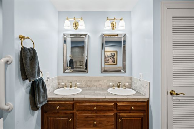 2419 Williams Hollow Rd, Mc Ewen, TN 37101