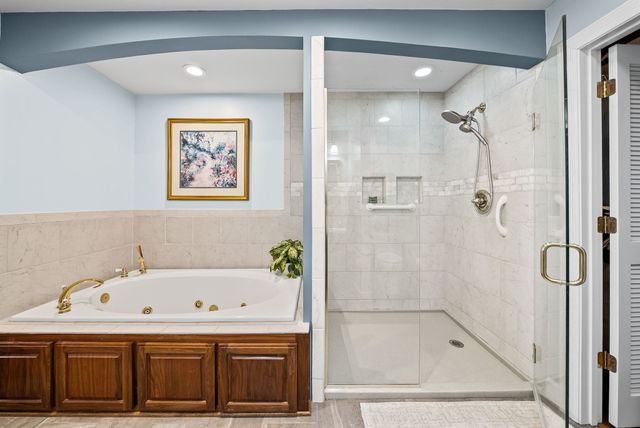 2419 Williams Hollow Rd, Mc Ewen, TN 37101