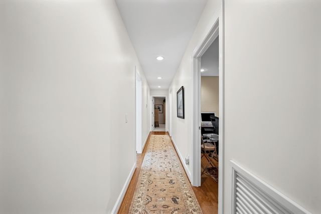 2419 Williams Hollow Rd, Mc Ewen, TN 37101