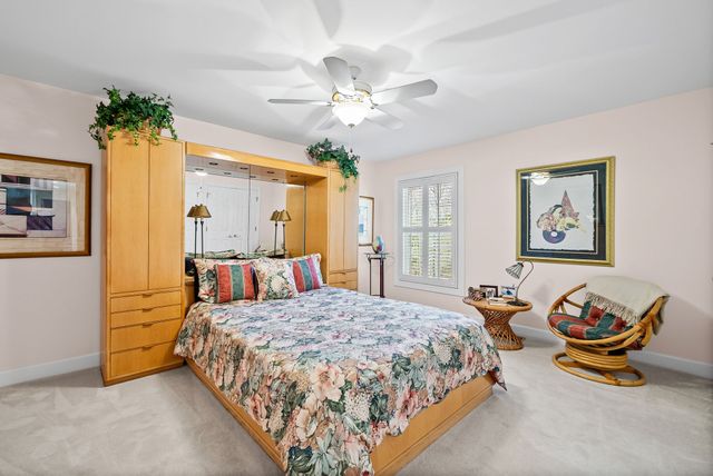 2419 Williams Hollow Rd, Mc Ewen, TN 37101