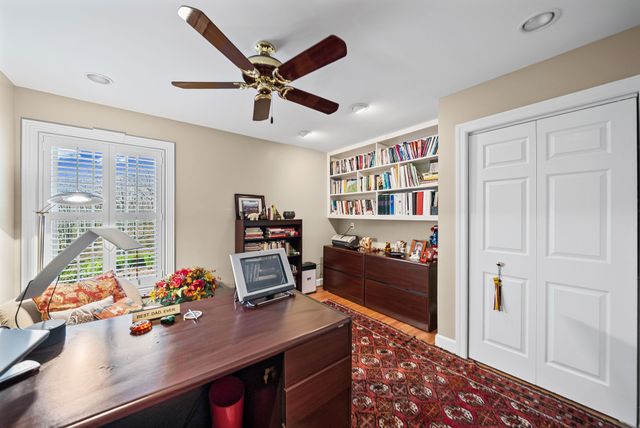 2419 Williams Hollow Rd, Mc Ewen, TN 37101