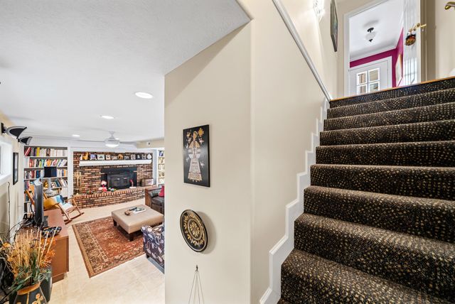 2419 Williams Hollow Rd, Mc Ewen, TN 37101