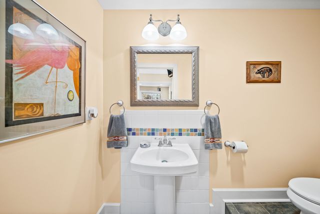 2419 Williams Hollow Rd, Mc Ewen, TN 37101