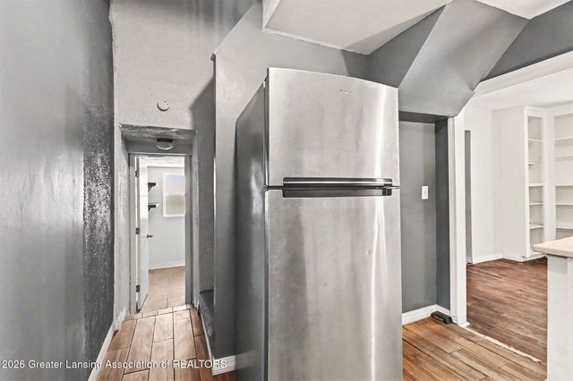 1408 Glenrose Avenue, Lansing, MI 48915